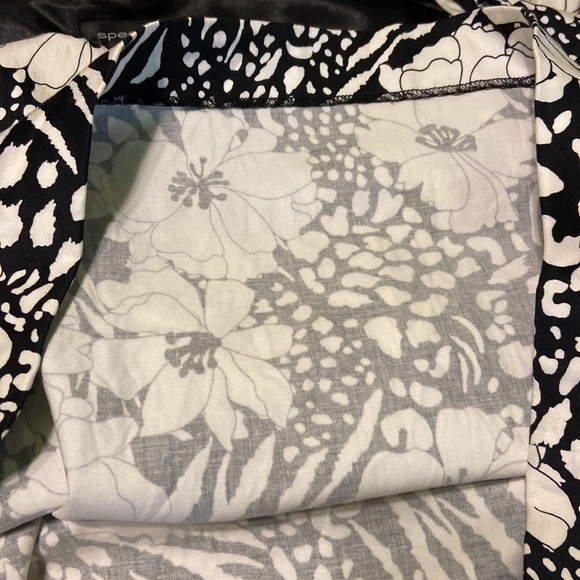 Spense Dress - Picture 8 of 9